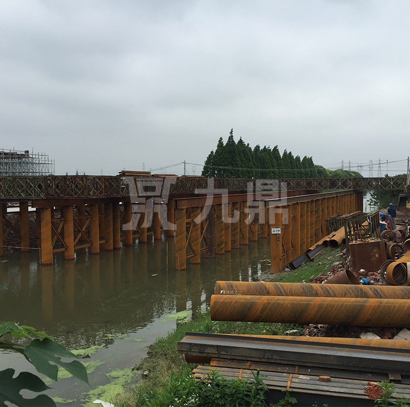 上海(hai)儸蘊(yun)河(he)大(da)橋(qiao)鋼(gang)支撐(cheng)